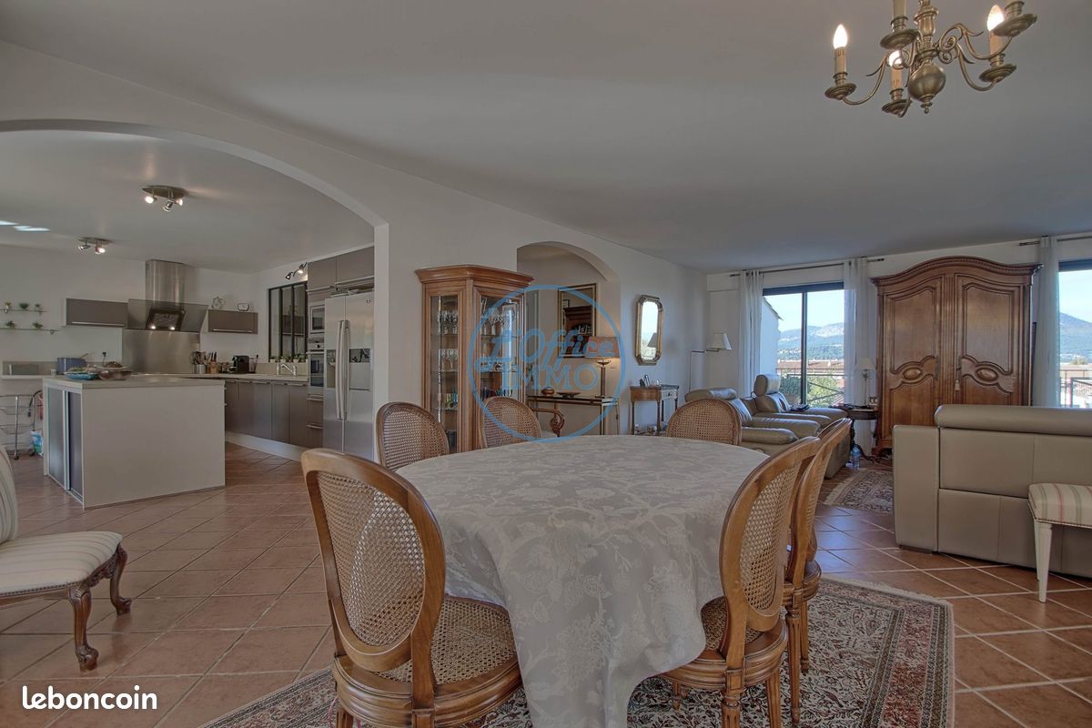 Appartement 5 pièces 146 m² · au Pradet · 146 m² · 962 000 €