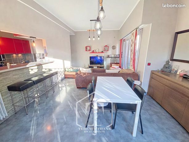 Appartement 4 pièces 77 m² — 6