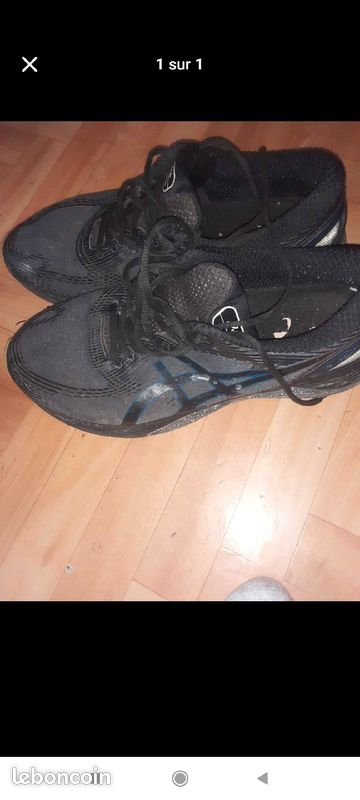 Asics (image 1)