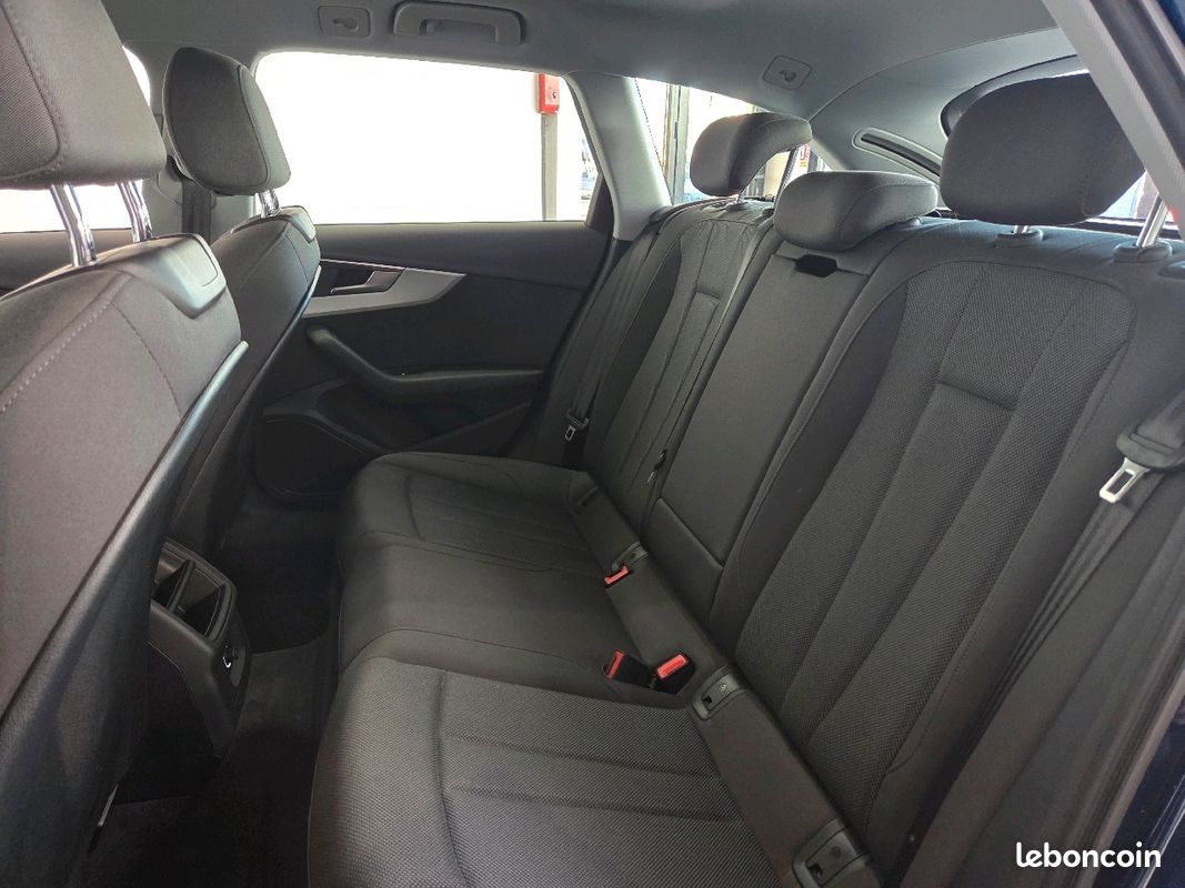 Audi A4 AVANT 35 TFSI 150CH BUSINESS LINE (image 18)