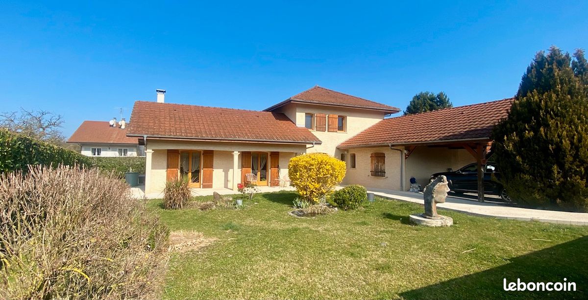Maison 8 pièces 188 m² · à Lully · 188 m² · 649 000 €