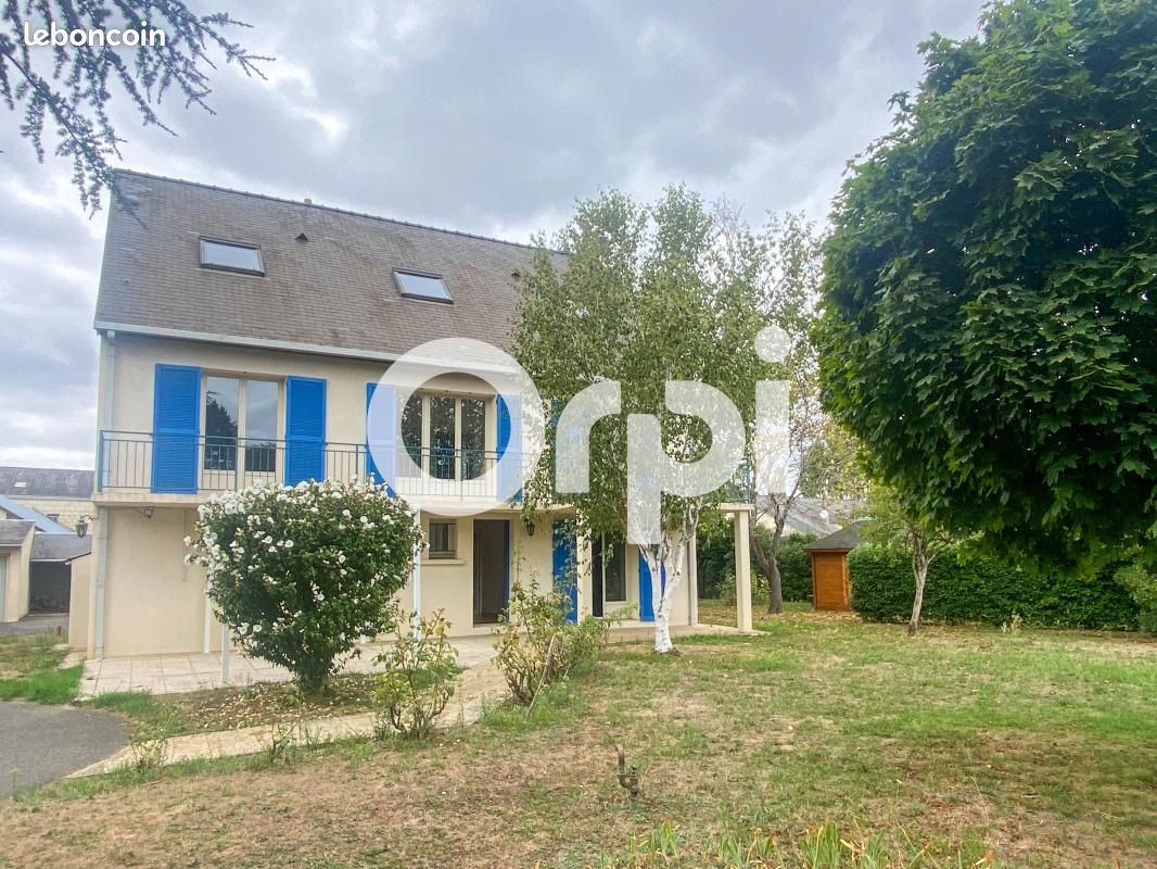 Maison 7 pièces 158 m² · à Saumur · 158 m² · 235 000 €