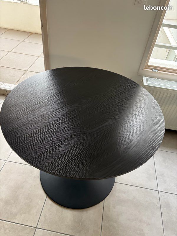 Table ronde (image 2)