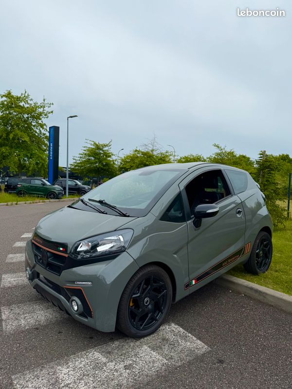 Voiture sans permis (image 1)