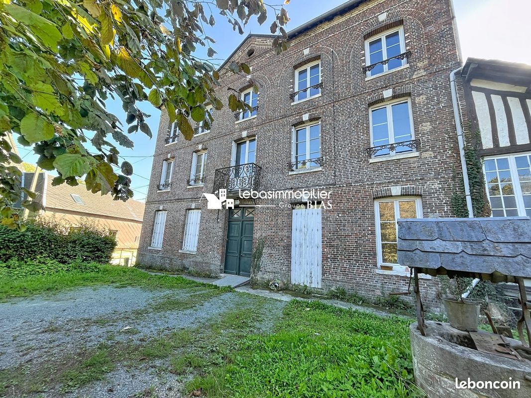 Maison 12 pièces 245 m² · à Doudeville · 245 m² · 170 000 €