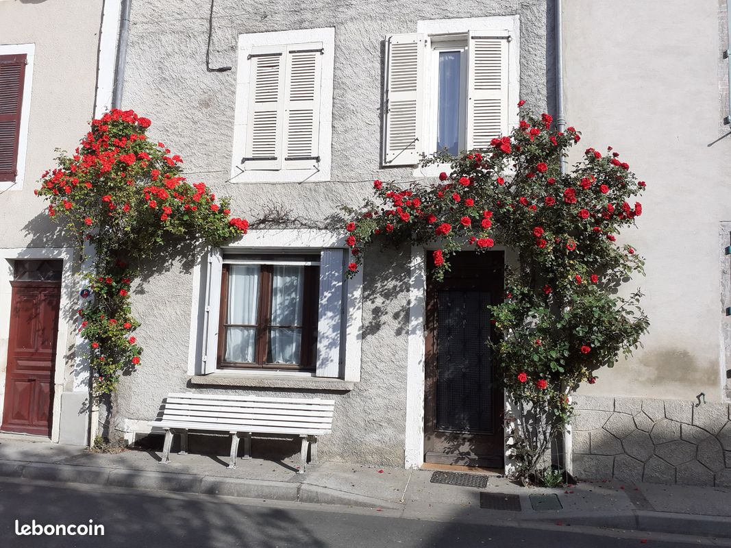Maison 5 pièces 76 m² · à Viane · 76 m² · 85 000 €