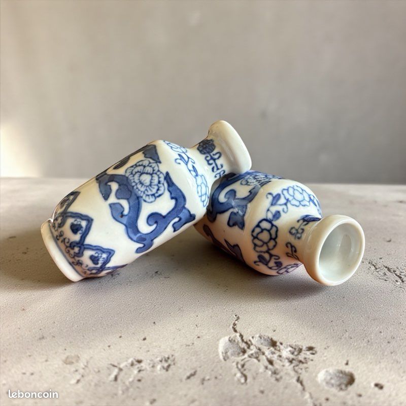 Paire de mini-vases en porcelaine de Liling – Bleu & Blanc vintage (image 7)