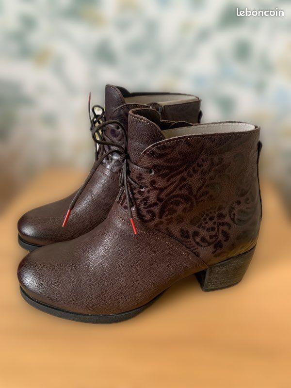 Escarpins Femme En Cuir Marron - Taille 38 (UK 5) - Talons Bas, Excellent état