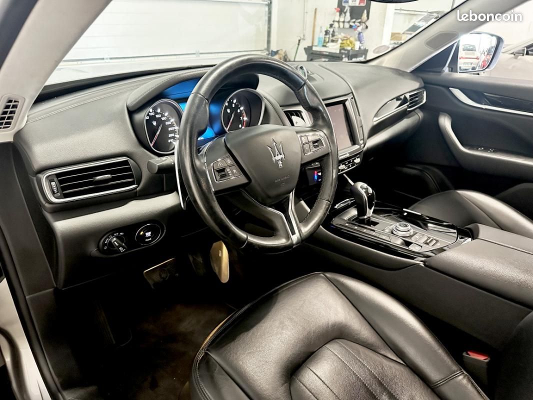 Maserati Levante S Q4 V6 3.0 430ch Bi-Turbo BVA8 (image 2)