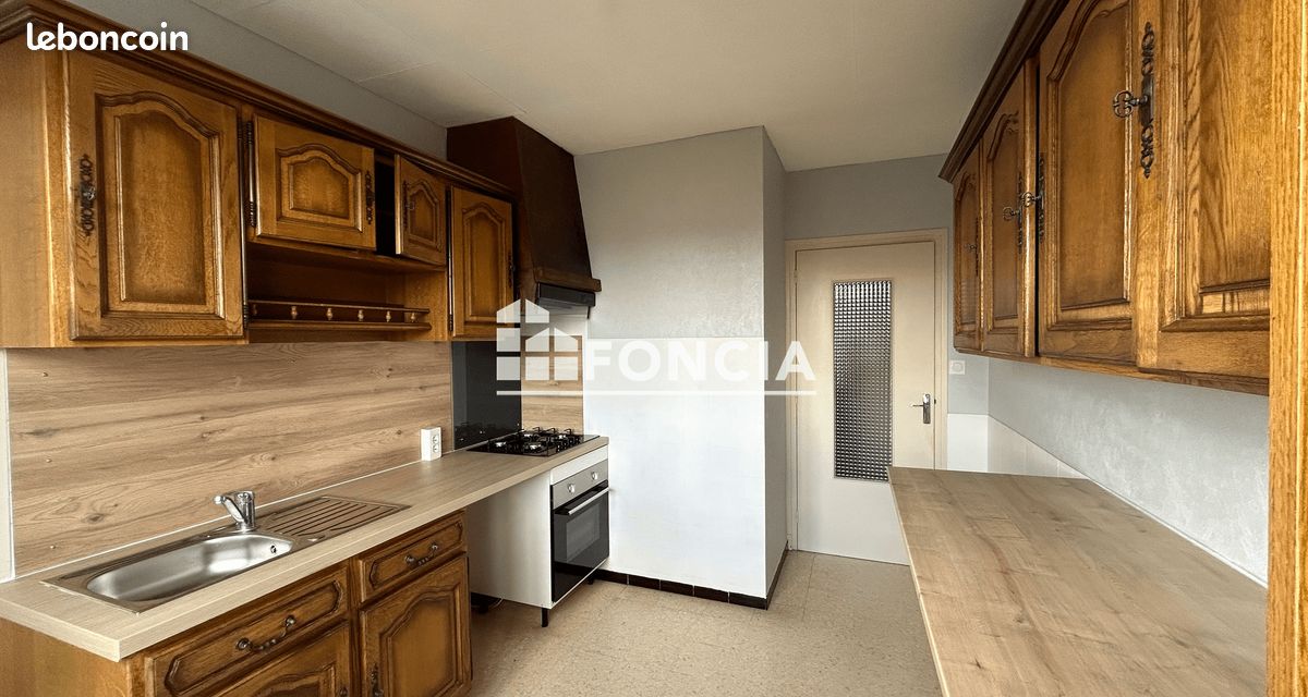 Appartement 4 pièces 75 m² · à Le Coteau · 75 m² · 750 €/mois