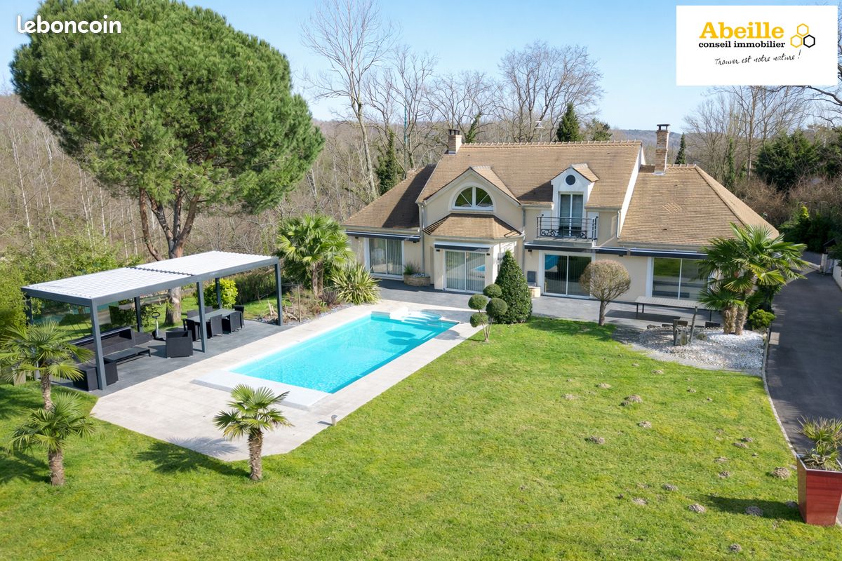 Maison 8 pièces 227 m² · à Saint-Chéron · 227 m² · 849 900 €