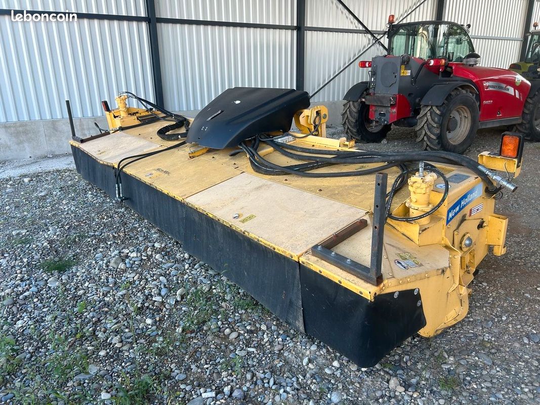 New Holland 570 FW (image 1)