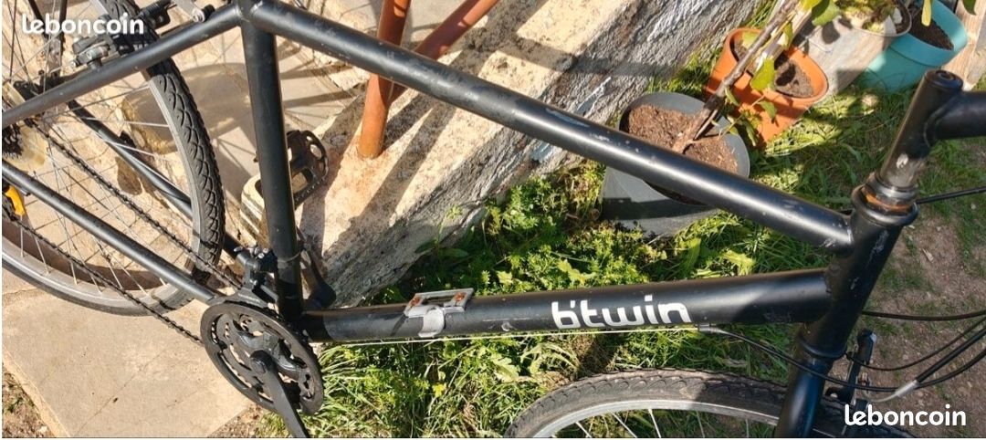 Vélo VTC Btwin Riverside Decathlon cadre haut (image 3)