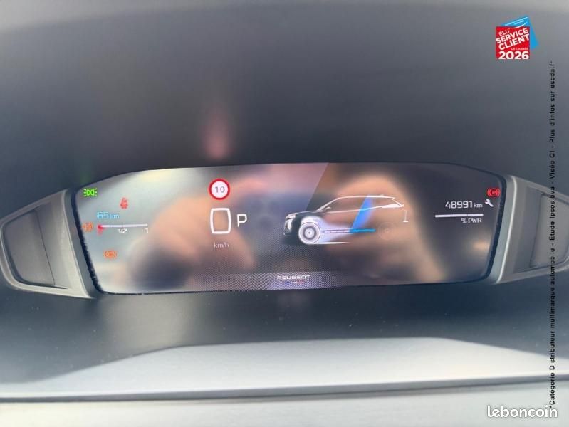 Peugeot 2008 1.2 Hybrid 136ch Allure e-DCS6 (image 18)
