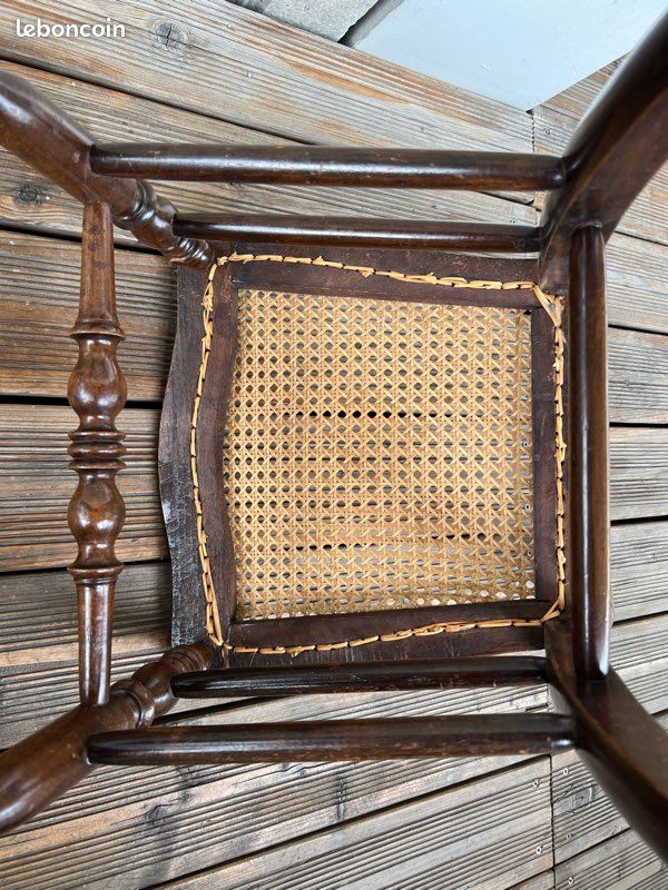 Chaise ancienne (image 5)
