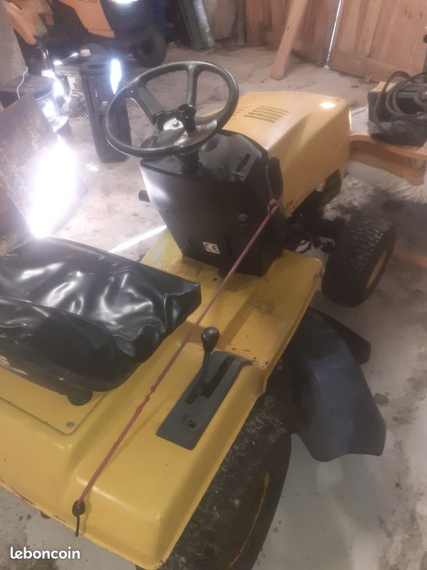 Tracteur tondeuse (image 1)