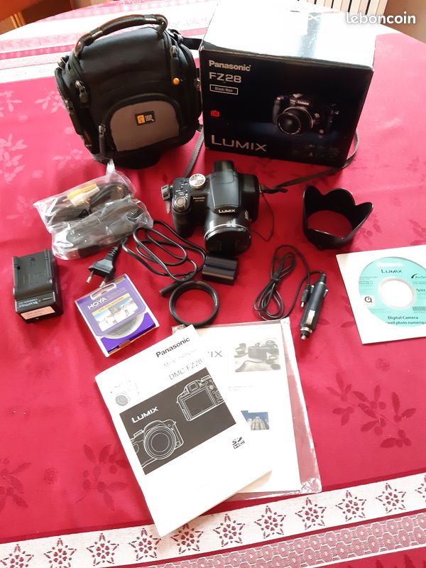 Appareil photo LUMIX FZ28 (image 1)