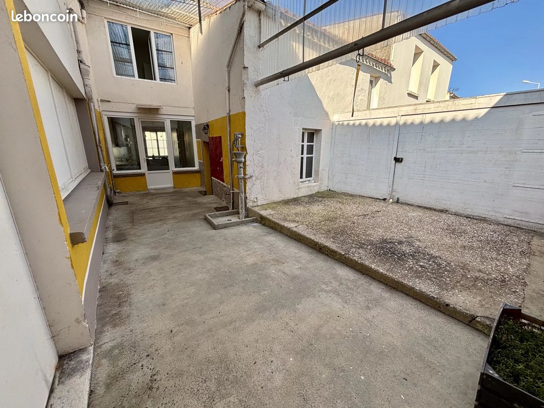 Maison 5 pièces 121 m² · à Beurlay · 121 m² · 173 250 €