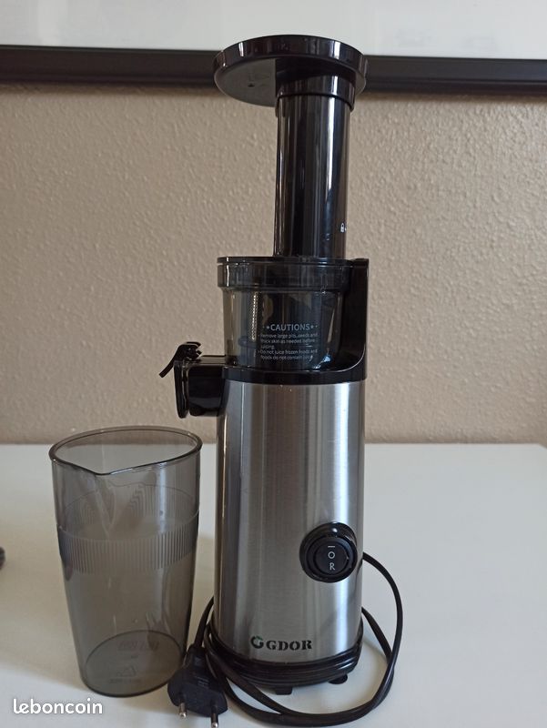 Extracteur De Jus GDOR Compact - Moteur 60Nm, Double Filtration, Faible Bruit, Facile à Nettoyer, Rendement élevé