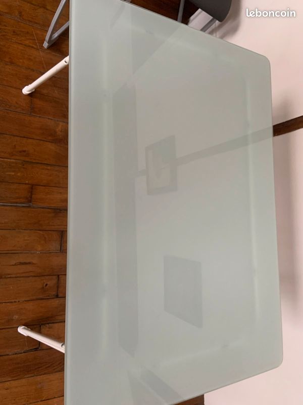 Table plateau en verre (image 2)