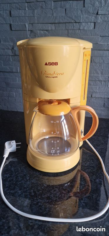 Cafetière électrique (image 1)