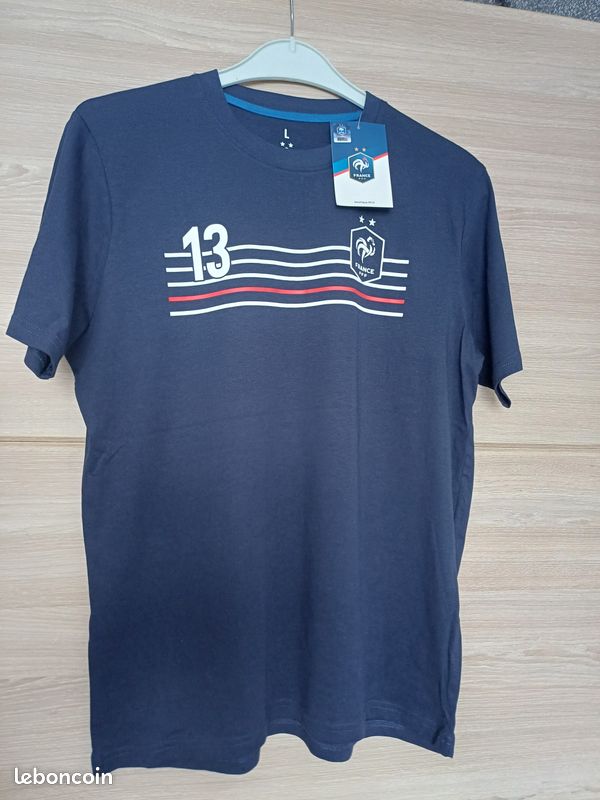 T-shirt Homme Manches Courtes 'The Lord Of The Grill 369A' – 100% Coton, Col Rond, Renforts épaules Et Cou, Confort Quotidien
