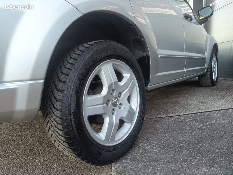 Dodge CALIBER 2.0 CRD SE 140 CV (image 5)