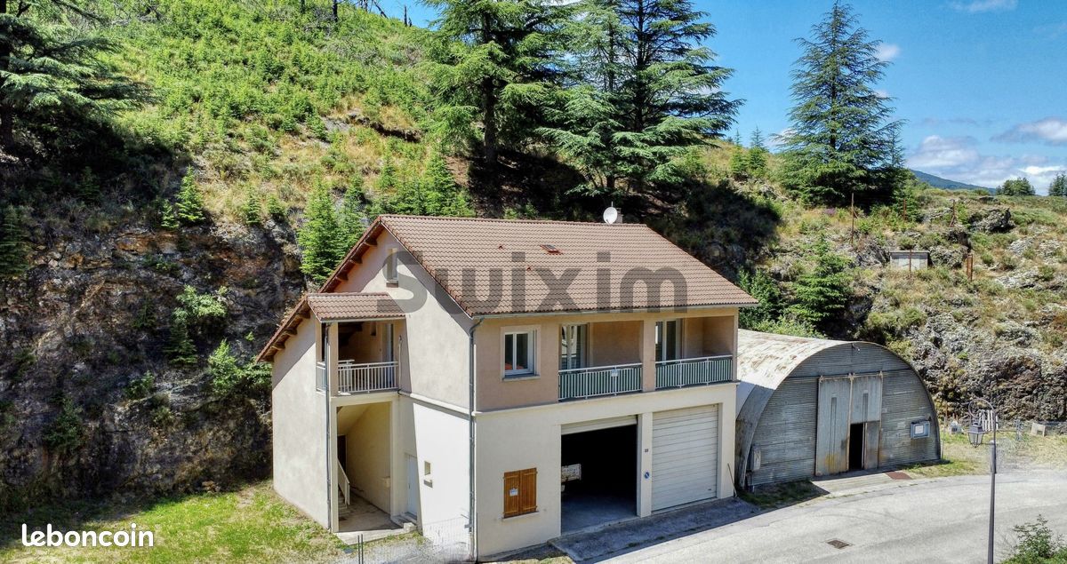 Maison 4 pièces 92 m² · à Villefort · 92 m² · 198 000 €