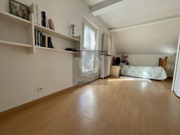 Maison a louer gonesse - 9 pièce(s) - 280 m2 - Surfyn