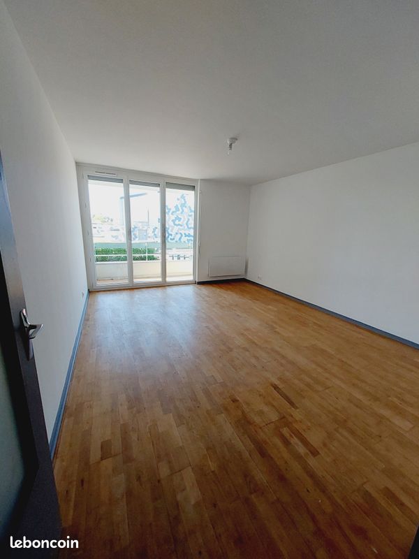 Appartement 3 pièces 61 m² · à Péronnas · 61 m² · 750 €/mois