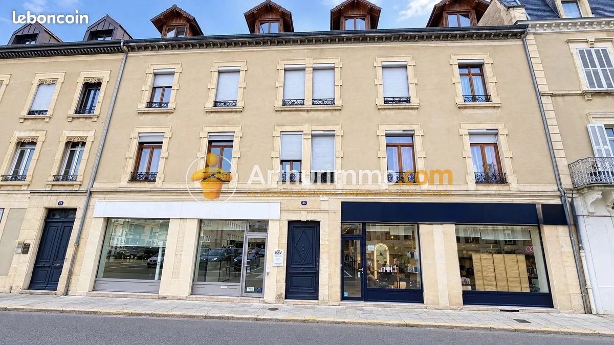 Immeuble 610 m² · à Bourgoin-Jallieu · 610 m² · 1 200 000 €