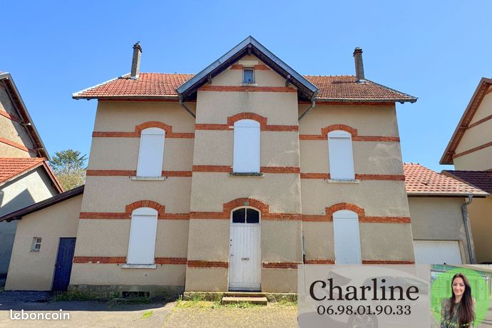Immeuble 170 m² STE MARIE AUX CHENES