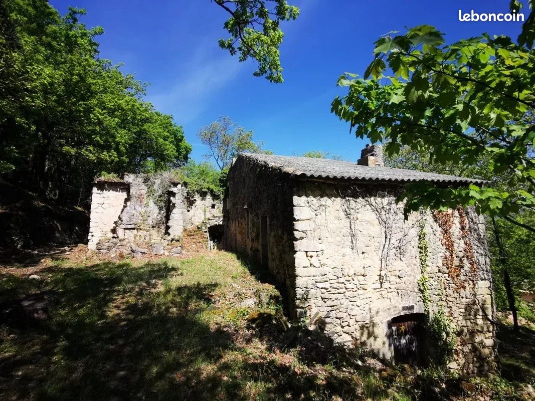 Maison 5 pièces 196 m² · à Saint-Paul-Trois-Châteaux · 196 m² · 297 000 €