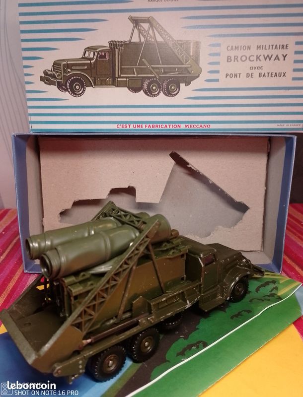 Dinky Toys 1:43 - Voiture miniature - Dinky Supertoys 884 Camion militaire brockway avec Pont de