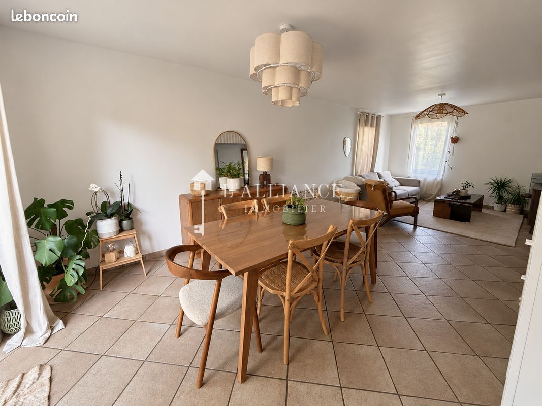 Maison 5 pièces 87 m² · à Lesquin · 87 m² · 346 500 €