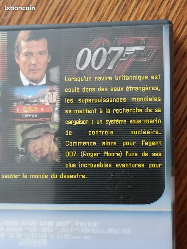 DVD 007 James Bond "Rien que pour vos yeux", avec Roger Moore (image 8)