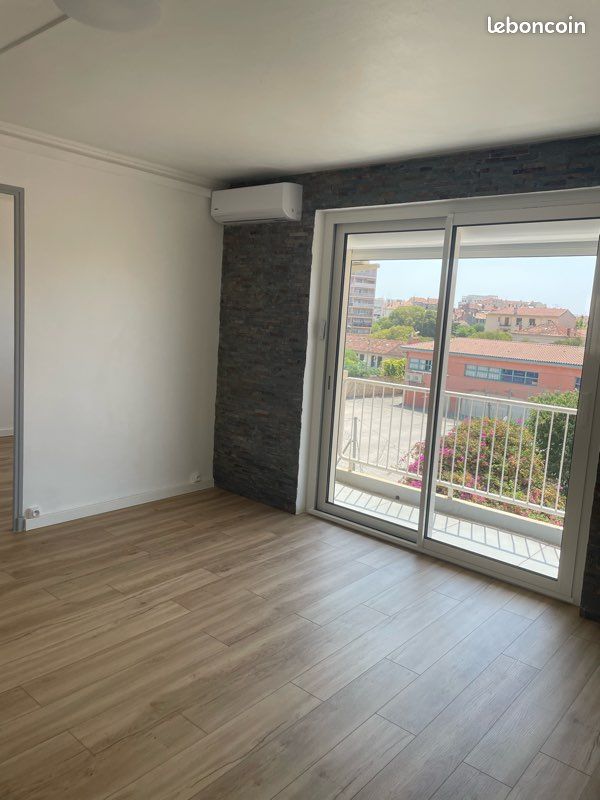 Appartement 4 pièces 60 m² · à Toulon · 60 m² · 890 €