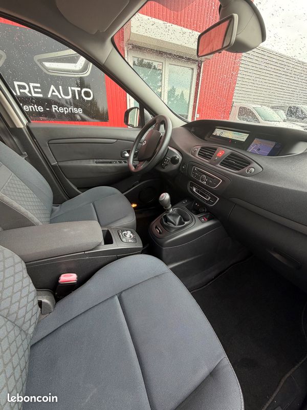 Renault Scenic 3 1.9 dCi 130ch Expression (image 5)