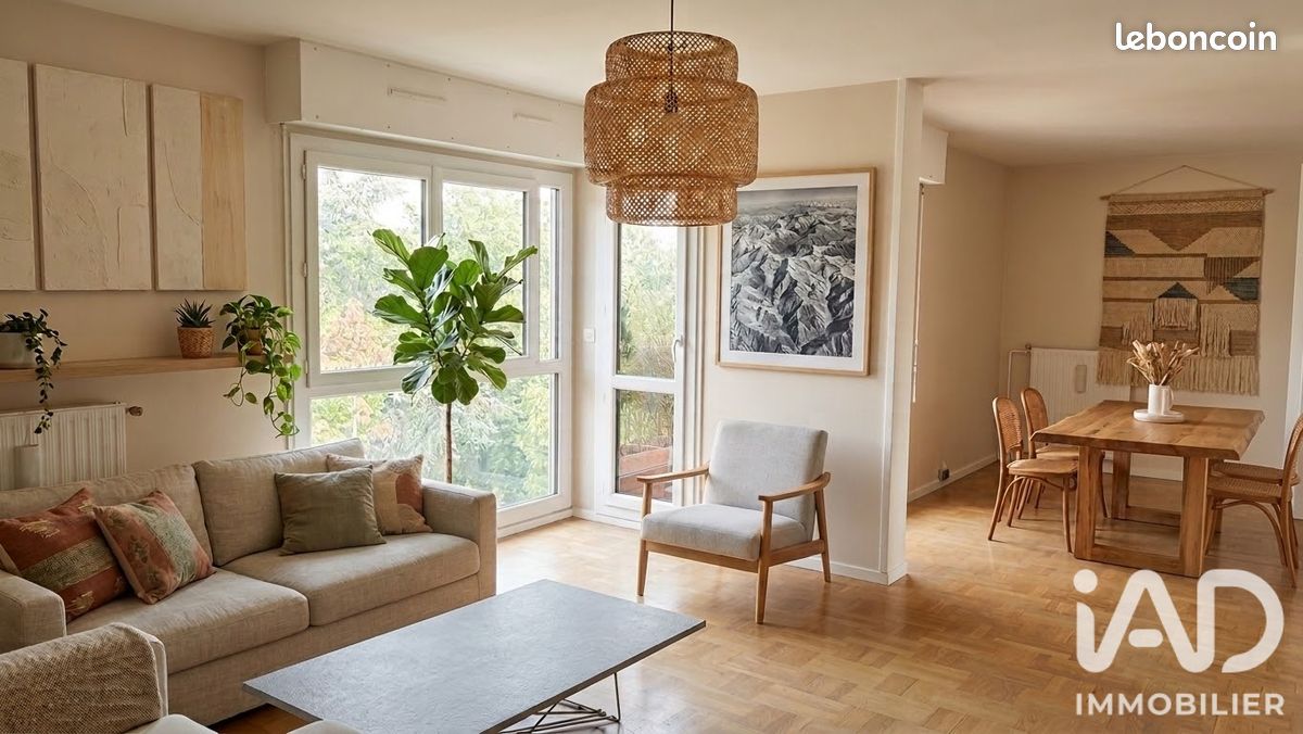 Appartement 5 pièces 99 m² · à Les Ulis · 99 m² · 222 000 €