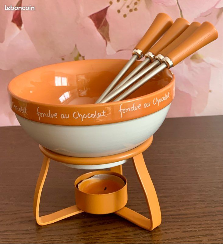 MIJOMA Service à Fondue Au Chocolat Étoiles Dorées - Céramique Élégante 13x10cm, Fourchettes Incluses