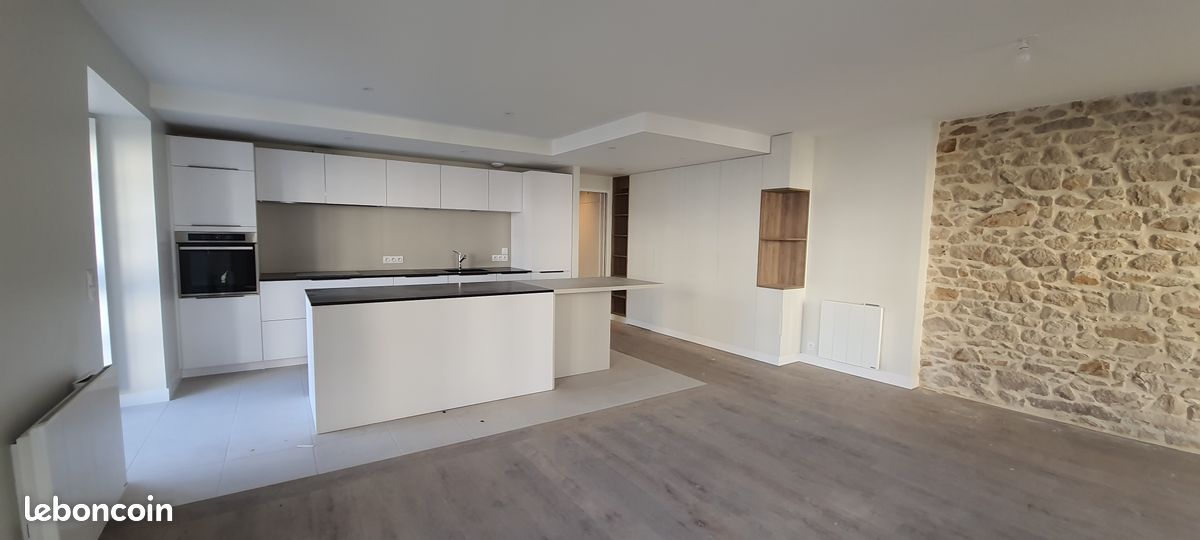 Appartement 4 pièces 97 m² · à Vannes · 97 m² · 1 650 €/mois