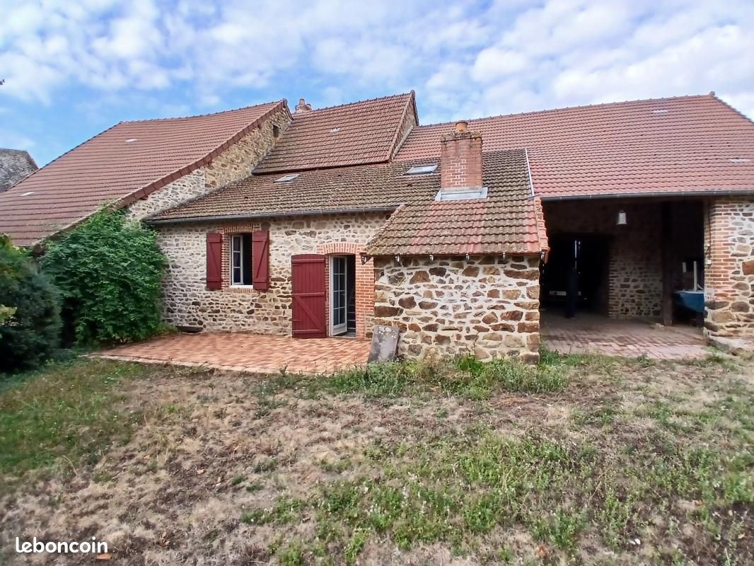 Maison 5 pièces 115 m² · à Saint-Julien-la-Genête · 115 m² · 104 000 €