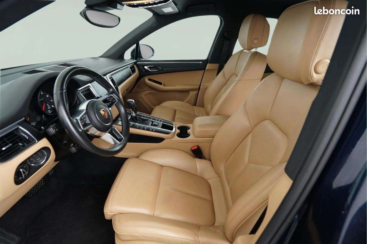 Porsche Macan 252 ch * PDK * PCM * Mémoire * Sièges Chauffants * Attelage (image 7)