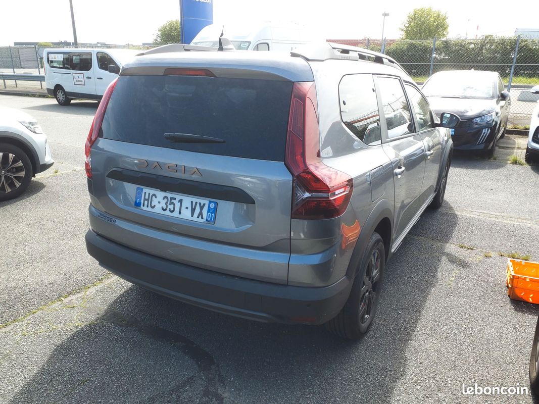 Dacia Jogger 1,2 TCE 110 CV BVM EXTREME+ PACK CONFORT + SIEGES 1,2 TCE 110 CV BVM6 EXTREME + PAC (image 2)
