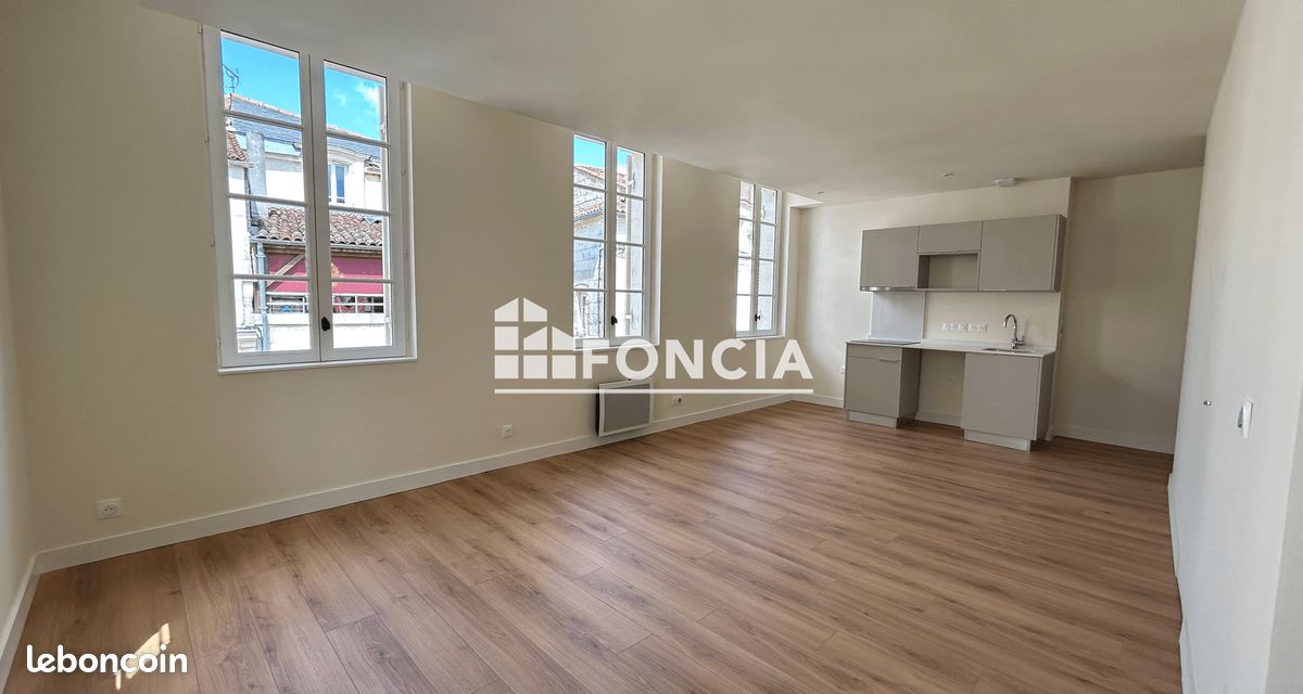 Appartement 3 pièces 70 m² · à Saintes · 70 m² · 750 €/mois