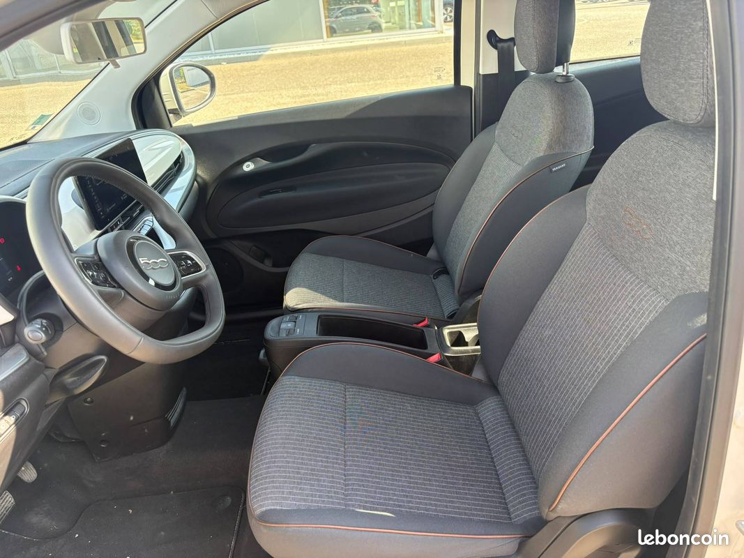 FIAT 500 e 95 ch Icône (image 34)