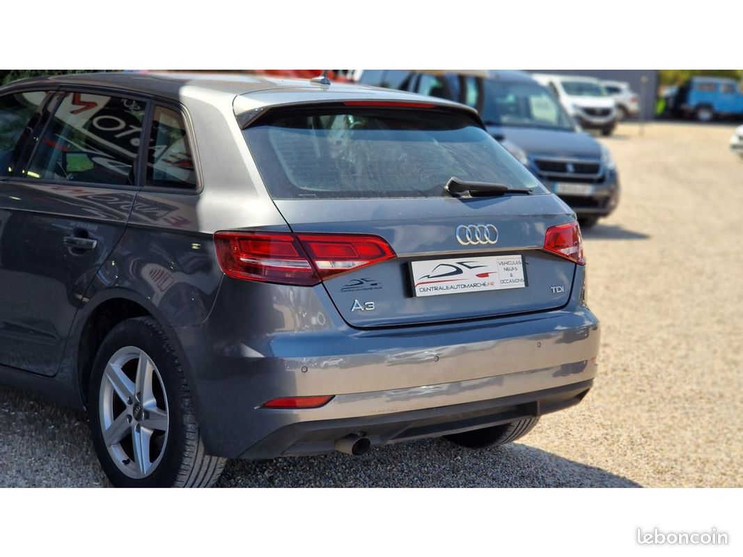 AUDI A3 Sportback 1.6 TDI - 110 Business Line (image 12)