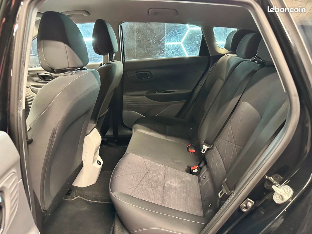 HYUNDAI BAYON 1.0 T-GDi 100 Hybrid 48V Creative (image 10)