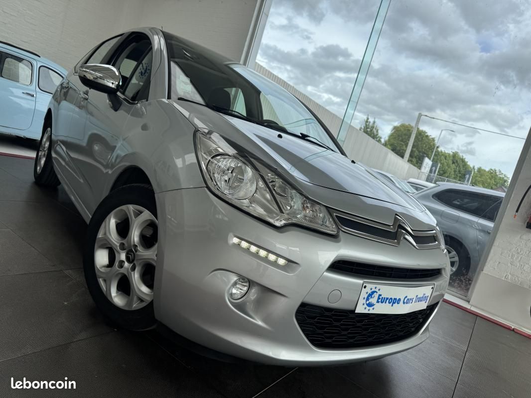 Citroën C3 SEDUCTION 82CH DISTRIBUTION OK CLIM VISIO DRIVE GAR 12M (image 2)