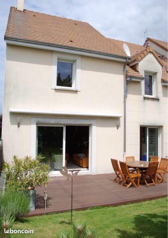 Maison 6 pièces 140 m² · au Mans · 140 m² · 240 000 €